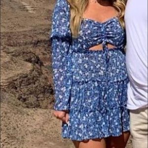 Majorelle bell sleeved dress